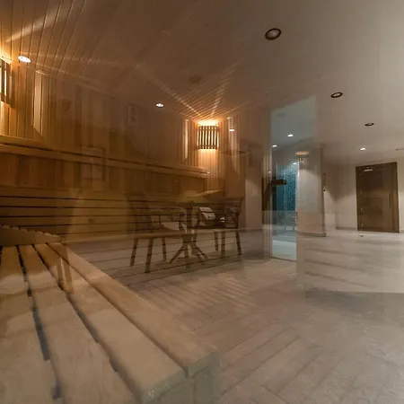 Premier Nergis & ホテル